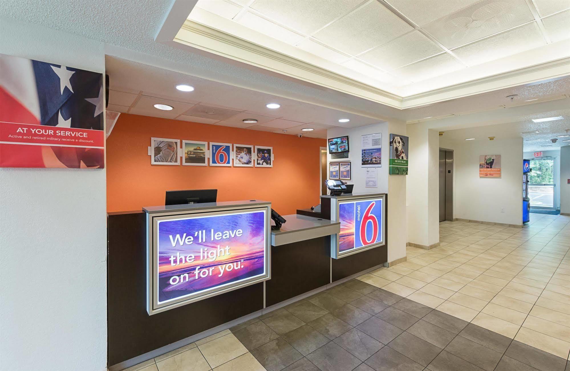 Motel 6-Columbia, Sc - Fort Jackson Area المظهر الخارجي الصورة