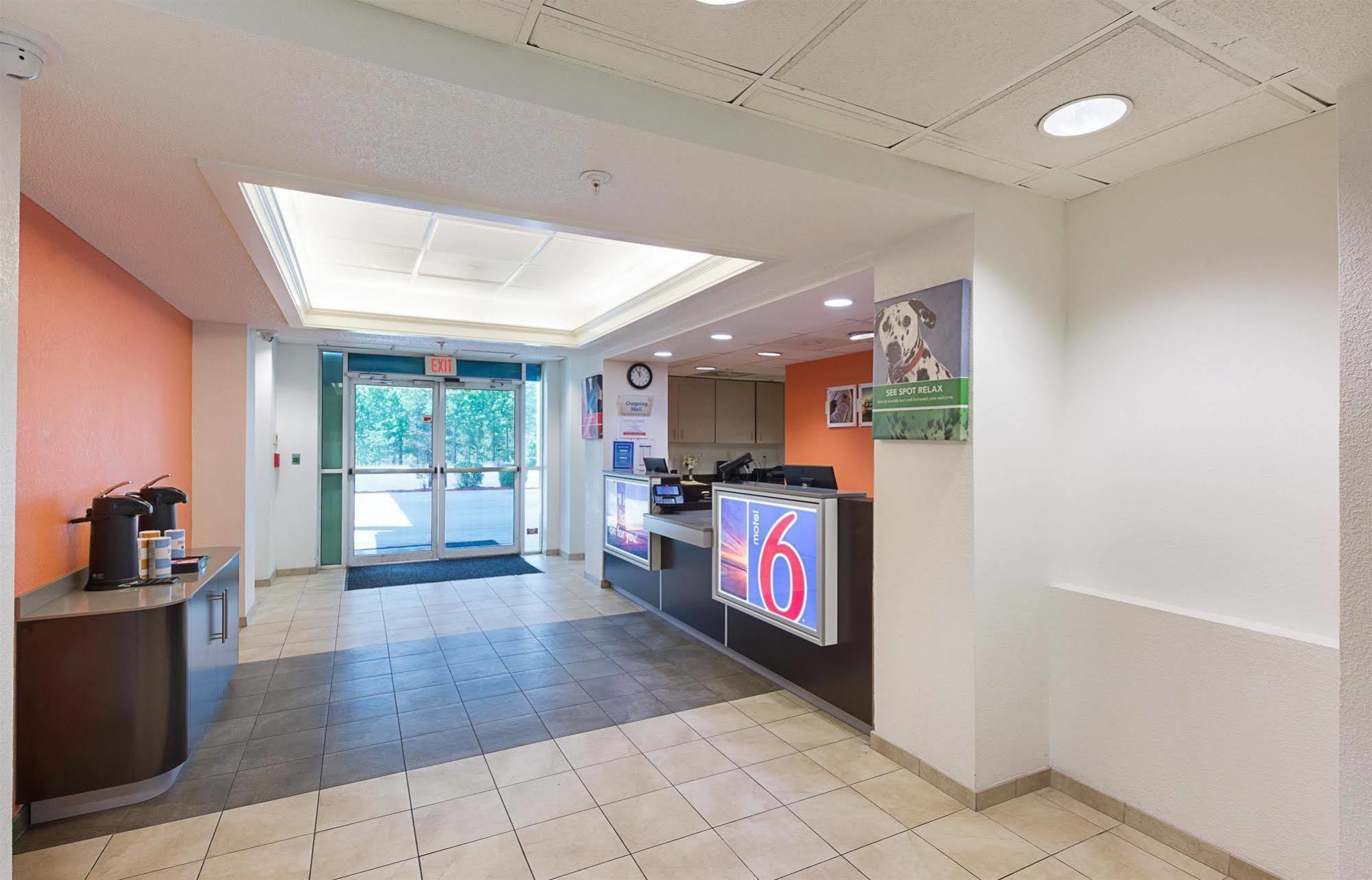 Motel 6-Columbia, Sc - Fort Jackson Area المظهر الخارجي الصورة