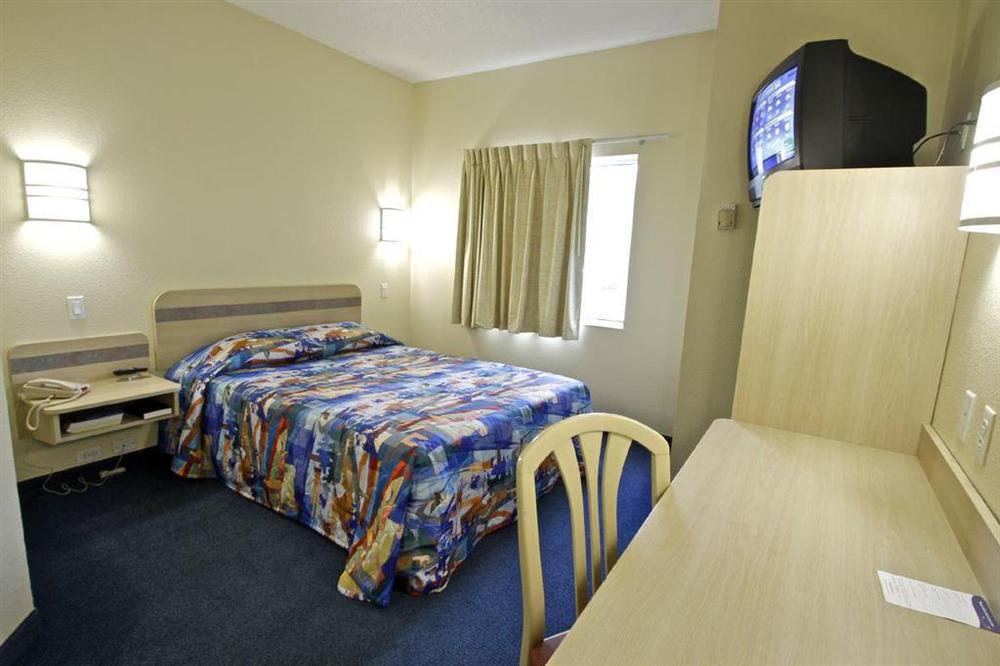 Motel 6-Columbia, Sc - Fort Jackson Area الغرفة الصورة